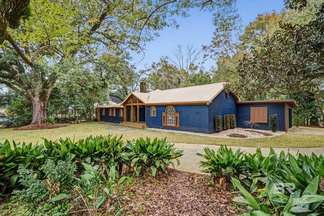 257 Morphy Avenue, Fairhope, AL 36532