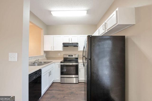 3604 GINNIS Road 2, Atlanta, GA 30331