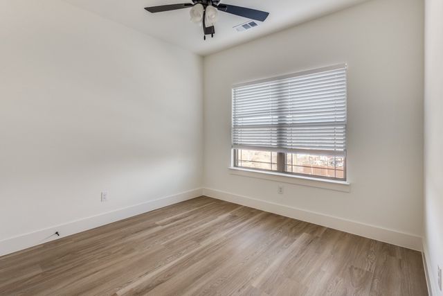 1224 Elva Warren Street, Fort Worth, TX 76115