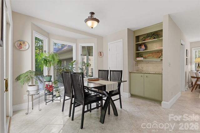 2402 Beaucatcher Lane, Charlotte, NC 28270