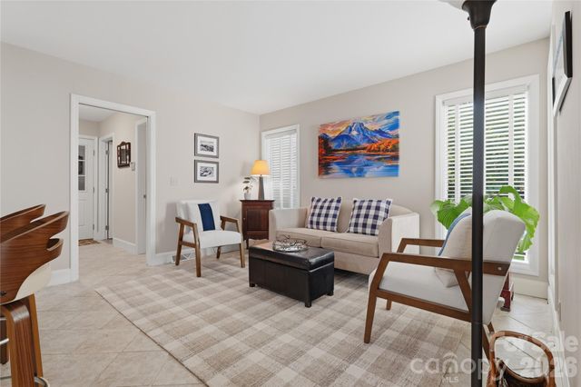 2402 Beaucatcher Lane, Charlotte, NC 28270