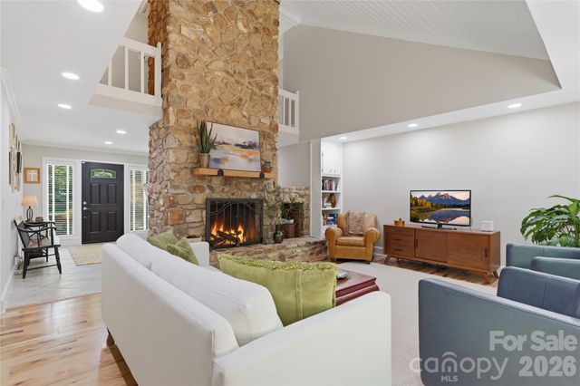 2402 Beaucatcher Lane, Charlotte, NC 28270