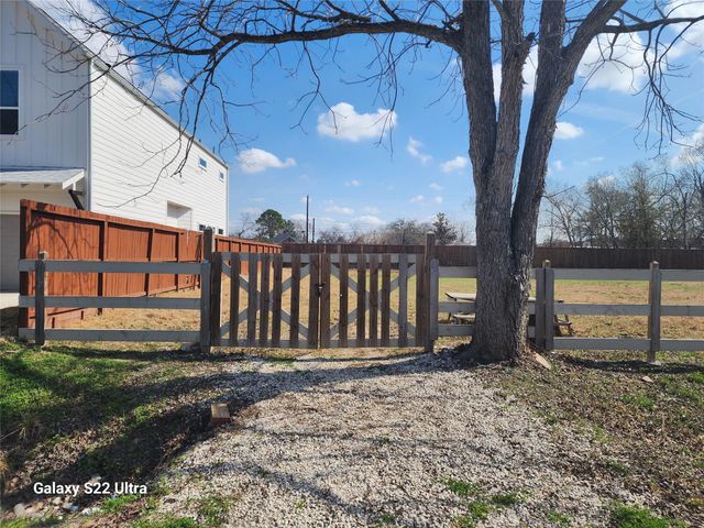 0 Venus, Houston, TX 77088