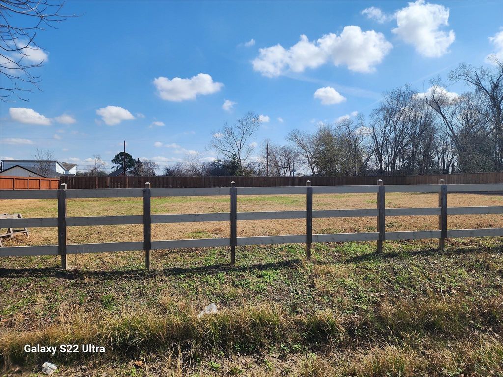 0 Venus, Houston, TX 77088