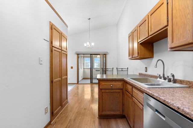 12781 84th Avenue N, Maple Grove, MN 55369