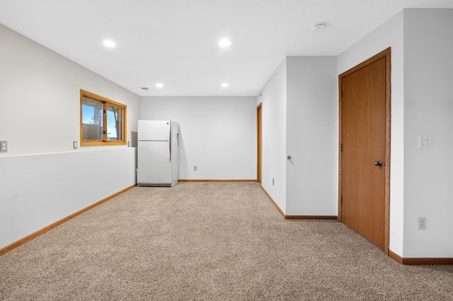 12781 84th Avenue N, Maple Grove, MN 55369