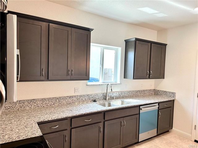 236 Montage Dr, Merced, CA 95348