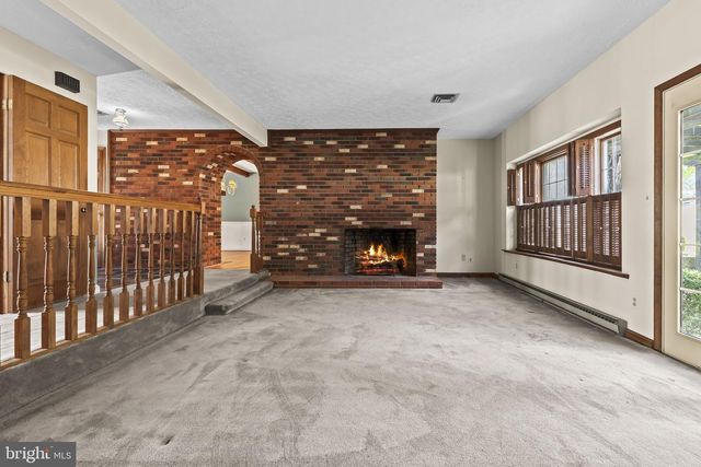 2521 HUNTINGFIELDS DR, Huntingtown, MD 20639