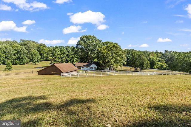 2521 HUNTINGFIELDS DR, Huntingtown, MD 20639