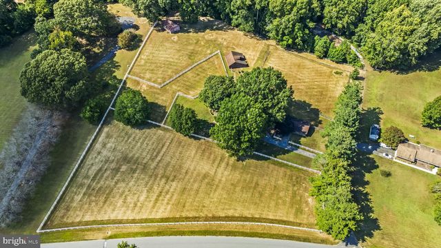 2521 HUNTINGFIELDS DR, Huntingtown, MD 20639