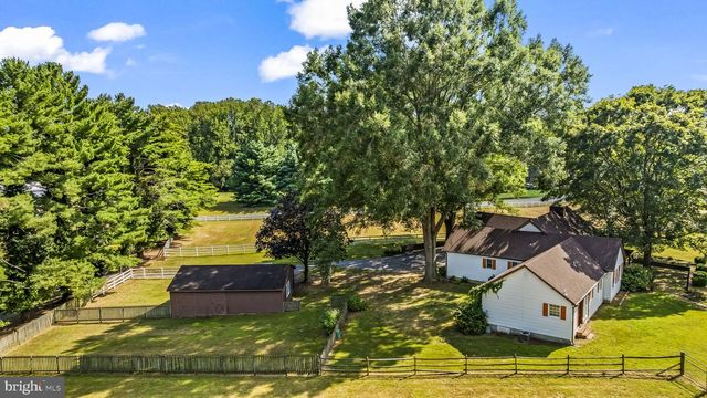 2521 HUNTINGFIELDS DR, Huntingtown, MD 20639