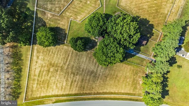 2521 HUNTINGFIELDS DR, Huntingtown, MD 20639