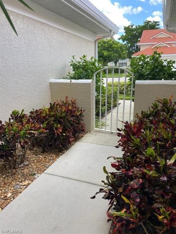 5130 Cobble Creek CT B202, Naples, FL 34110