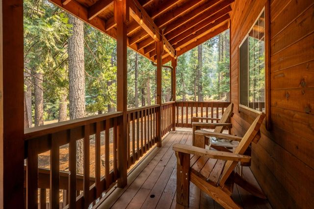 2947 Tahos Dr, Dorrington, CA 95223