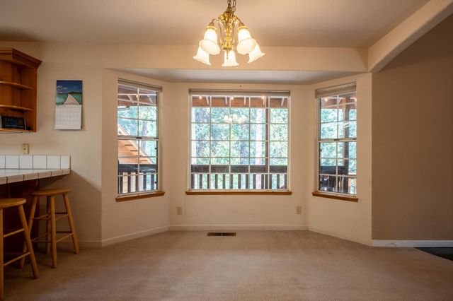 2947 Tahos Dr, Dorrington, CA 95223