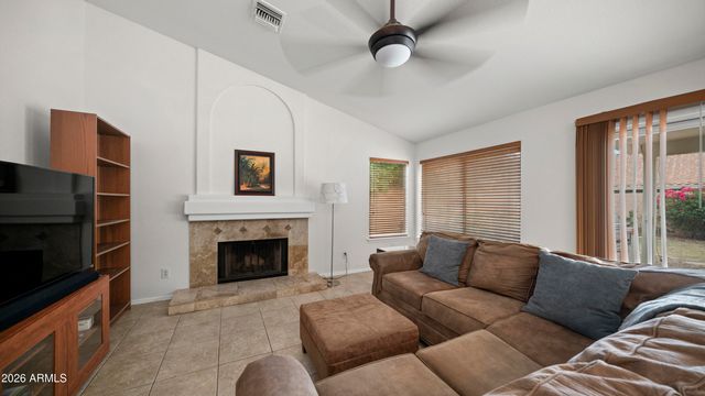 3360 W JASPER Drive, Chandler, AZ 85226