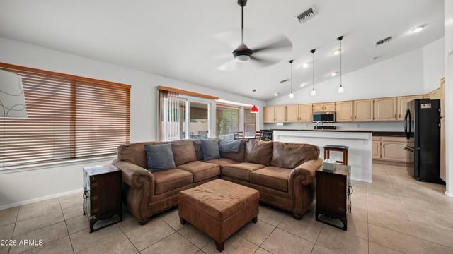 3360 W JASPER Drive, Chandler, AZ 85226
