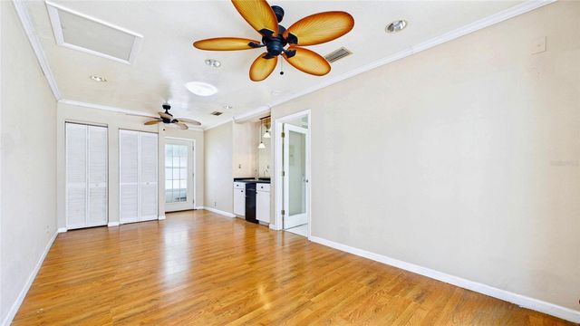 10310 110TH WAY, Seminole, FL 33778
