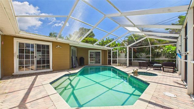 10310 110TH WAY, Seminole, FL 33778