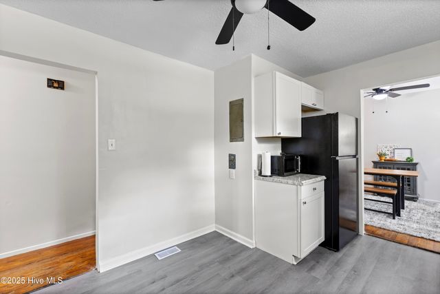 706 Henderson Drive, Jacksonville, NC 28540