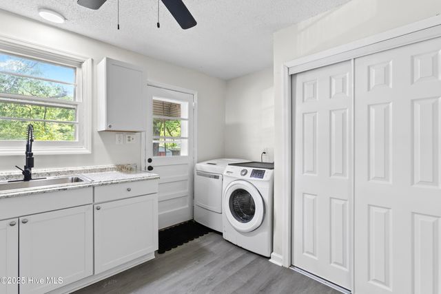 706 Henderson Drive, Jacksonville, NC 28540