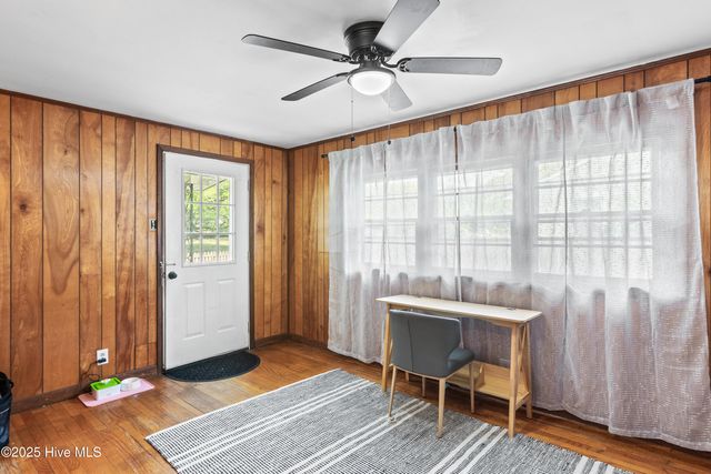 706 Henderson Drive, Jacksonville, NC 28540