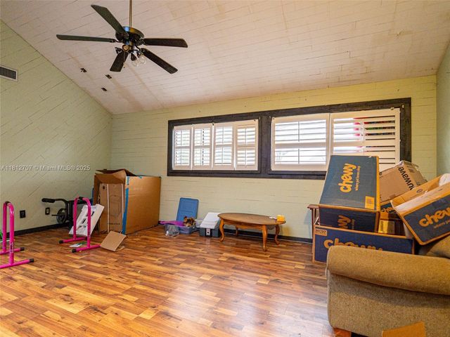 802 SE Kendall Ave, Port St. Lucie, FL 34983