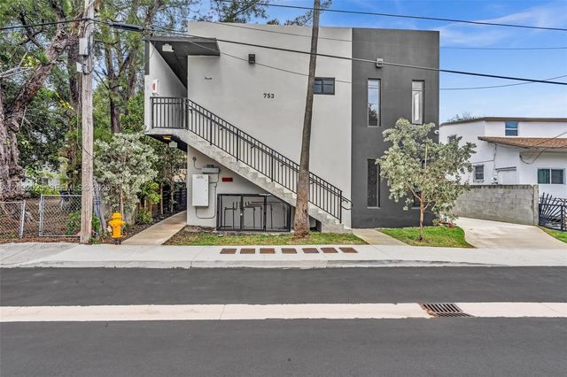 753 NW 30th St 3, Miami, FL 33127