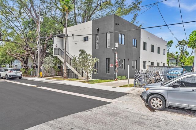 753 NW 30th St 3, Miami, FL 33127