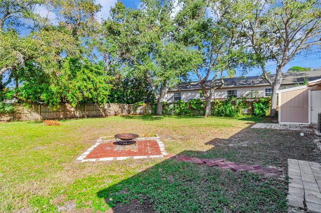 809 ILLINOIS AVENUE, Palm Harbor, FL 34683