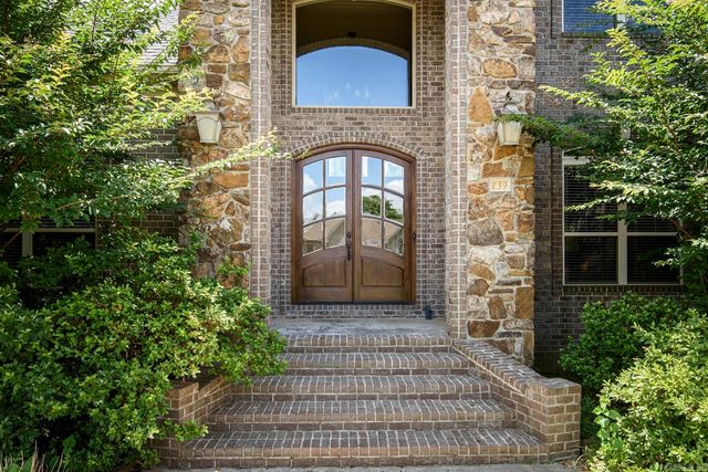 139 Courts Lane, Little Rock, AR 72223