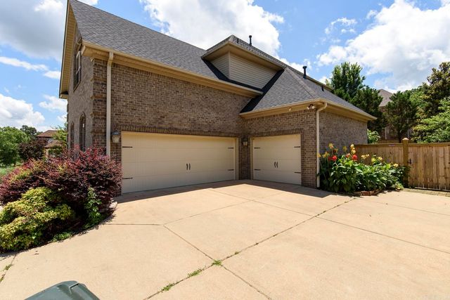 139 Courts Lane, Little Rock, AR 72223