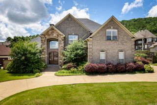 139 Courts Lane, Little Rock, AR 72223