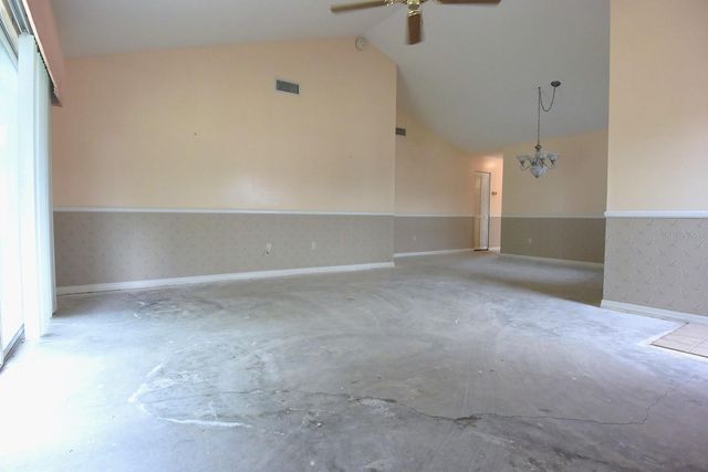 2401 SW 20TH COURT, Ocala, FL 34471