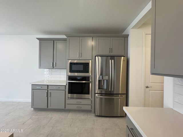 26331 N 24TH Glen, Phoenix, AZ 85085