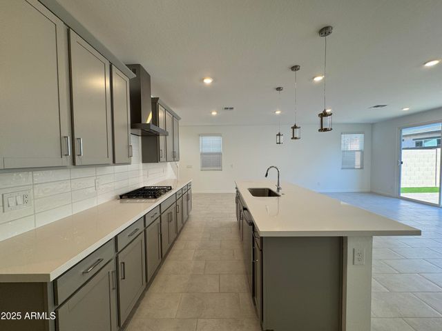 26331 N 24TH Glen, Phoenix, AZ 85085