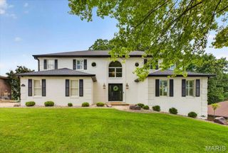 210 S Fairway Drive, Belleville, IL 62223