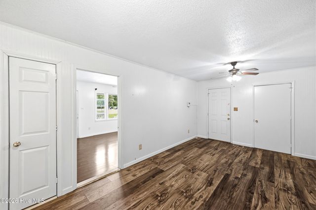 28558 Nc Highway 210, Currie, NC 28435