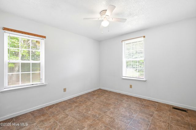 28558 Nc Highway 210, Currie, NC 28435