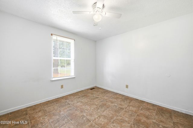 28558 Nc Highway 210, Currie, NC 28435