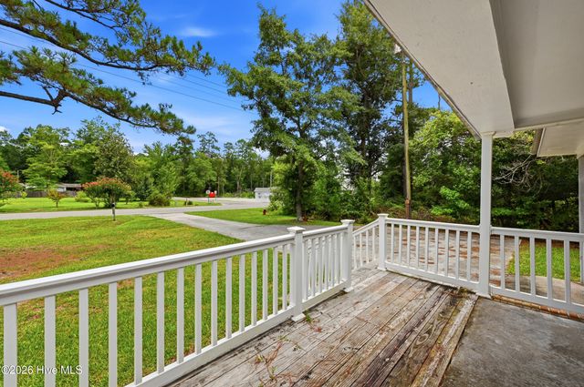 28558 Nc Highway 210, Currie, NC 28435