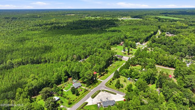28558 Nc Highway 210, Currie, NC 28435