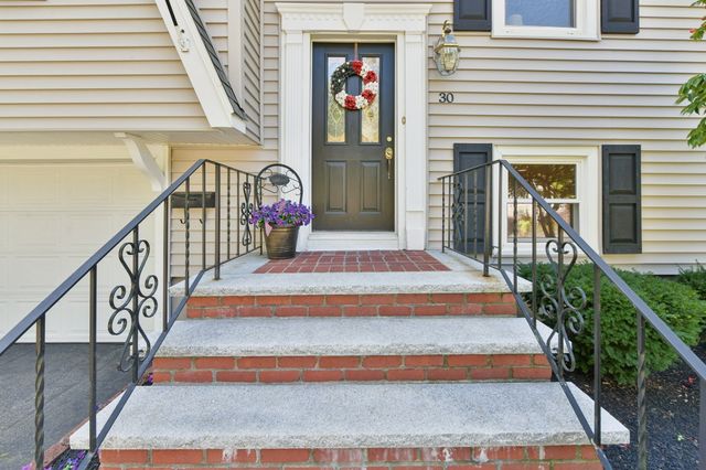 30 Sumner St, Canton, MA 02021