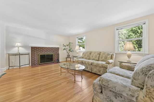 30 Sumner St, Canton, MA 02021