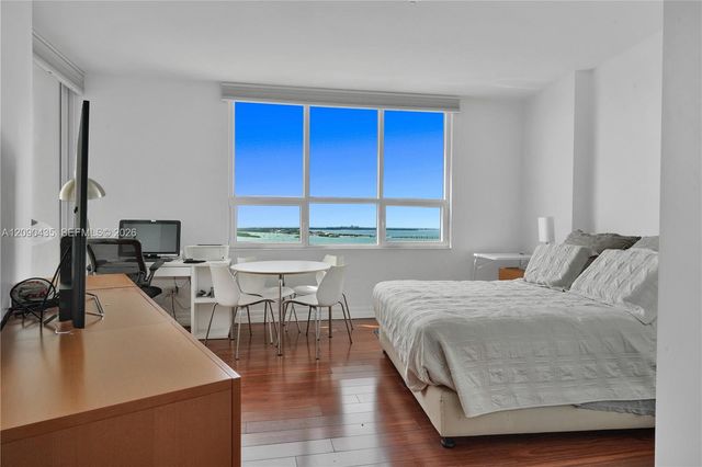 808 Brickell Key Drive 2506, Miami, FL 33131