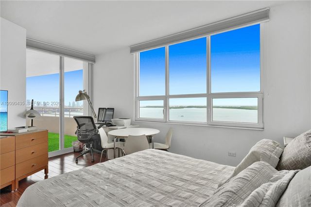 808 Brickell Key Drive 2506, Miami, FL 33131