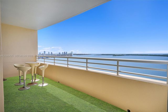 808 Brickell Key Drive 2506, Miami, FL 33131