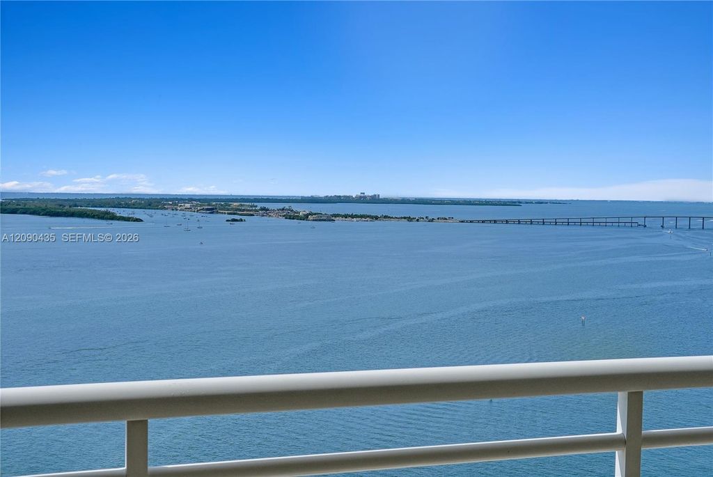 808 Brickell Key Drive 2506, Miami, FL 33131