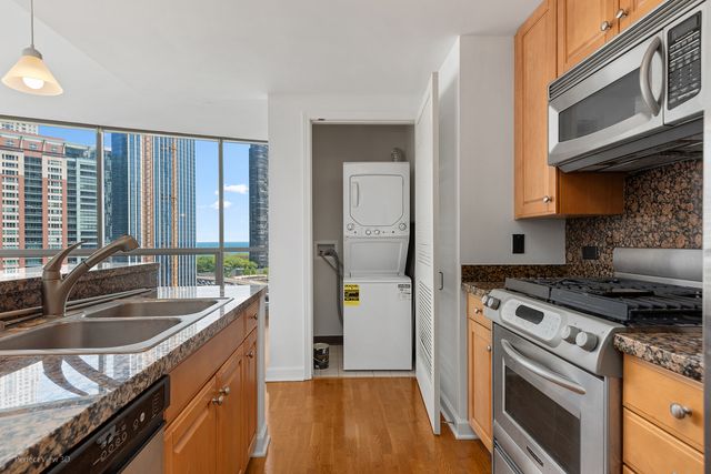 420 E Waterside Drive 1212, Chicago, IL 60601