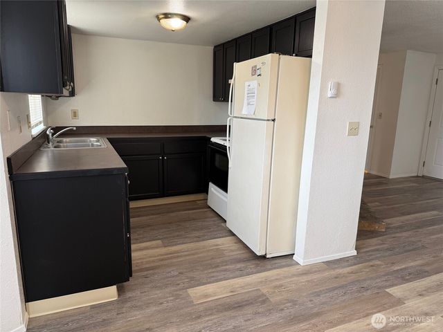 1722 E 56th Street, Tacoma, WA 98404